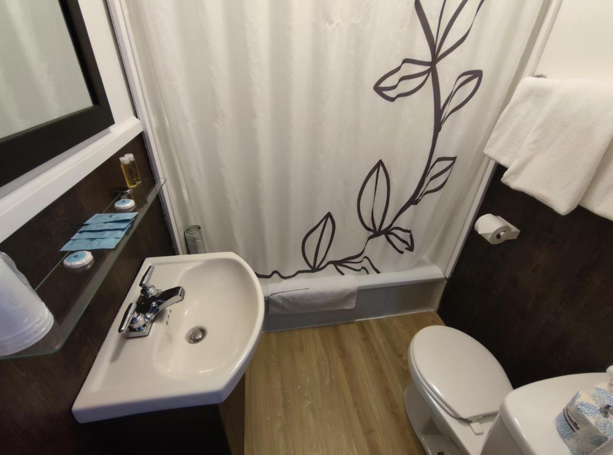 Pemberton Hotel Kültér fotó